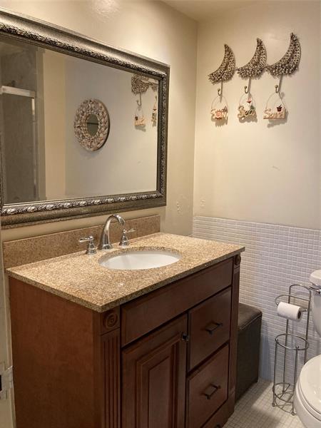 Image 23 of 40 For 4010 Galt Ocean Dr  706