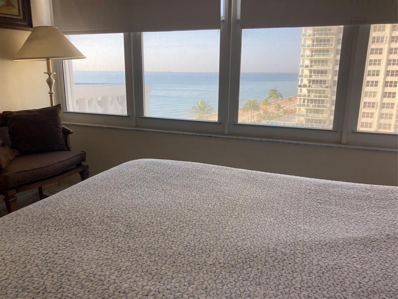 Image 24 of 40 For 4010 Galt Ocean Dr  706