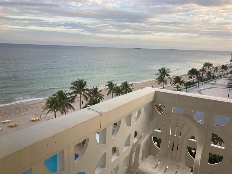 Image 36 of 40 For 4010 Galt Ocean Dr  706