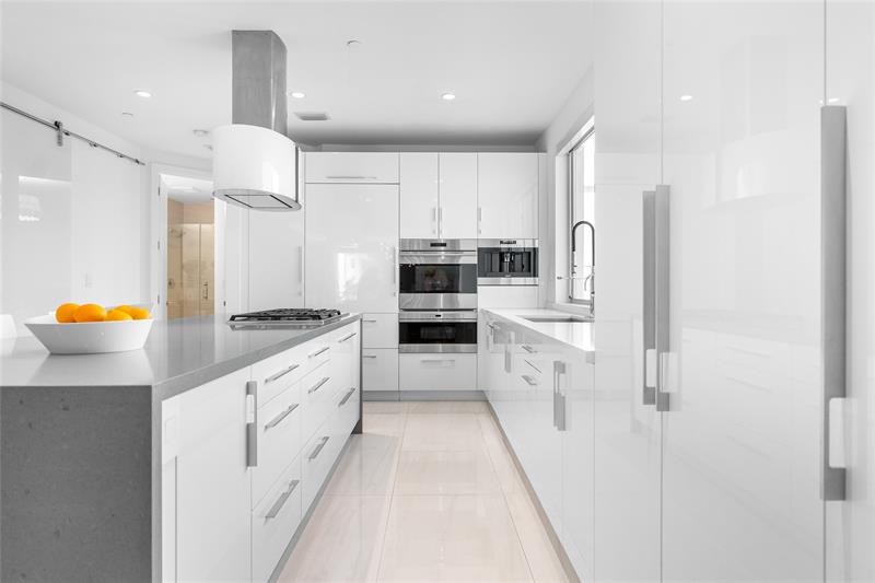 Image 10 of 32 For 244 Shore Ct