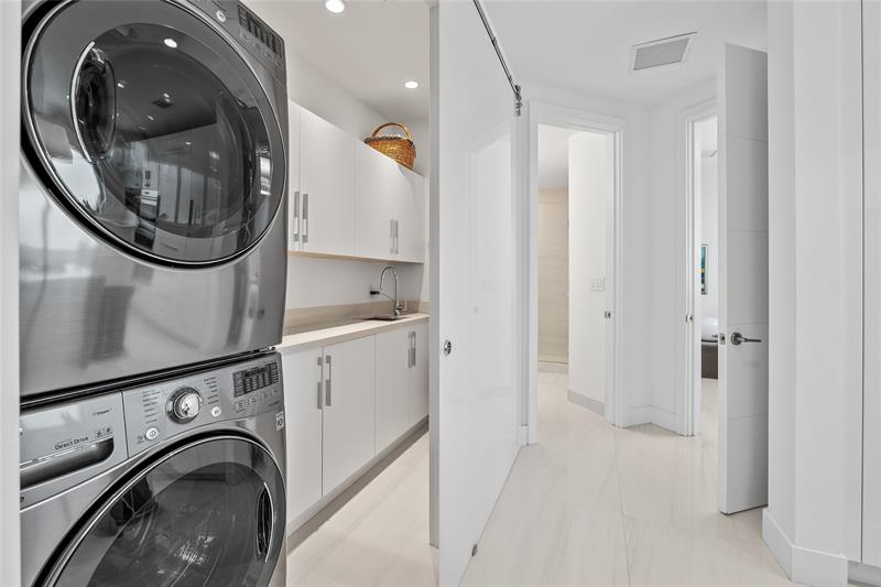 Image 23 of 32 For 244 Shore Ct