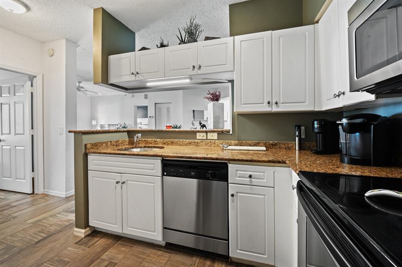 Image 14 of 37 For 3320 Tuscany Way  3320