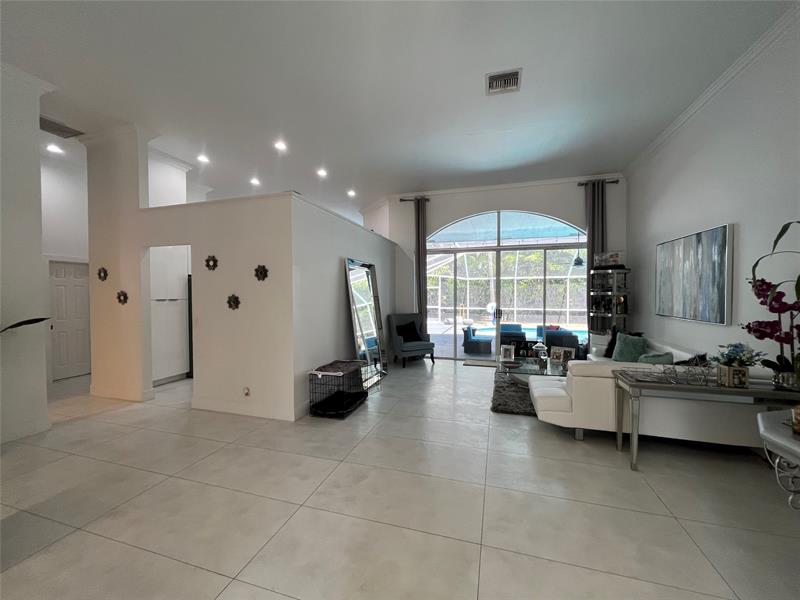Image 22 of 100 For 9963 64th Ct