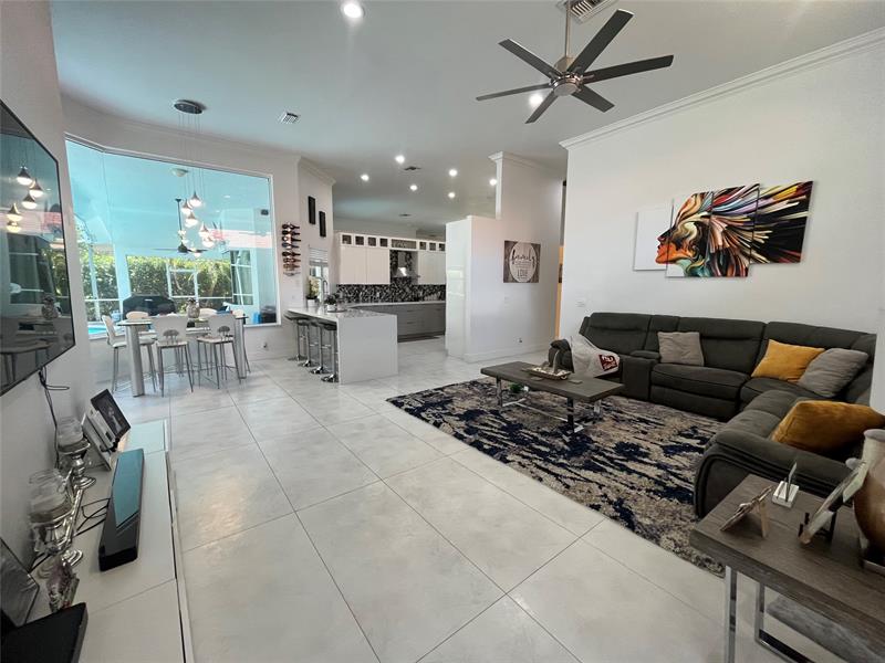 Image 29 of 100 For 9963 64th Ct