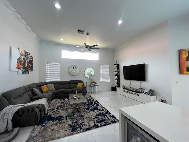 Image 30 of 100 For 9963 64th Ct