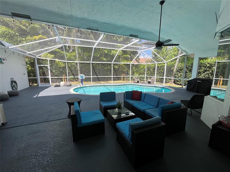 Image 75 of 100 For 9963 64th Ct