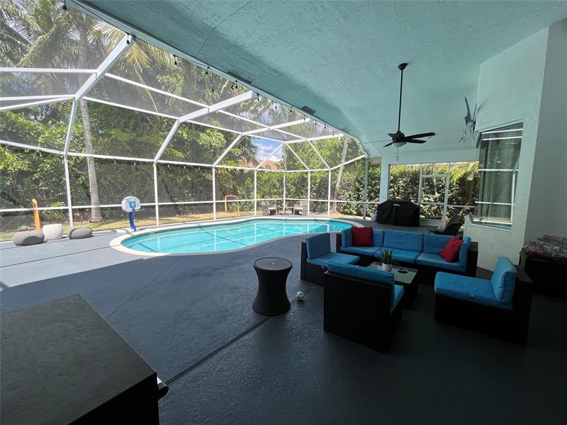 Image 76 of 100 For 9963 64th Ct