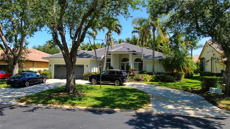 Image 8 of 100 For 9963 64th Ct