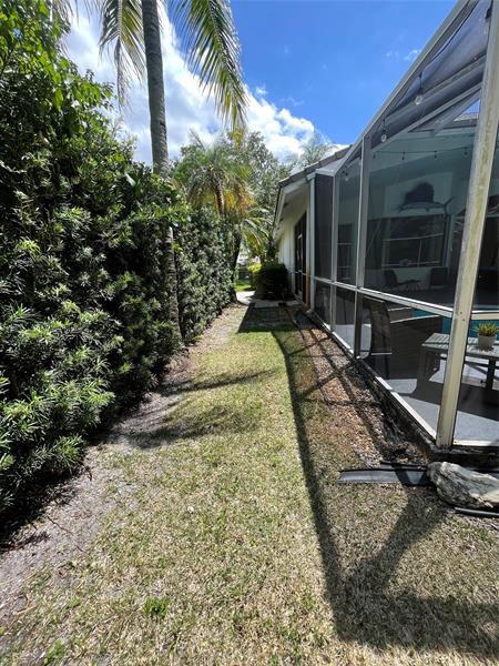 Image 81 of 100 For 9963 64th Ct