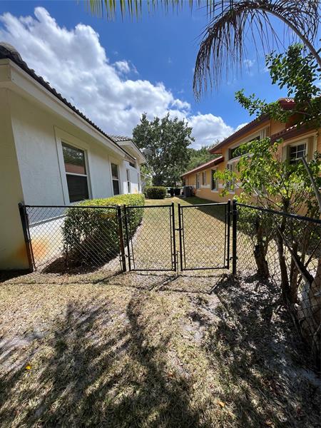 Image 84 of 100 For 9963 64th Ct