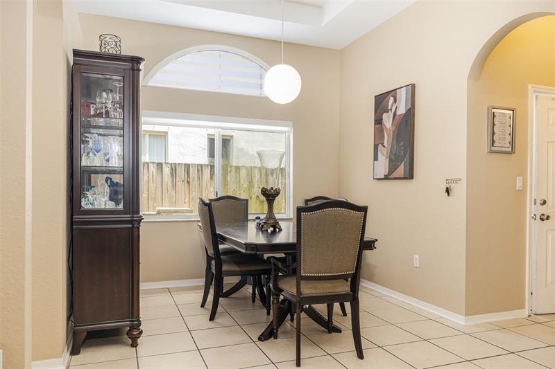 Image 14 of 50 For 2015 18th Ct
