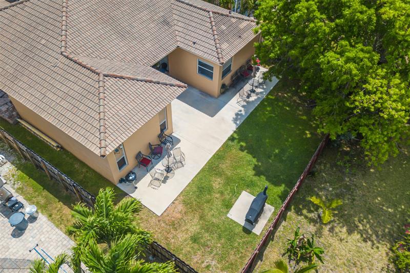 Image 47 of 50 For 2015 18th Ct
