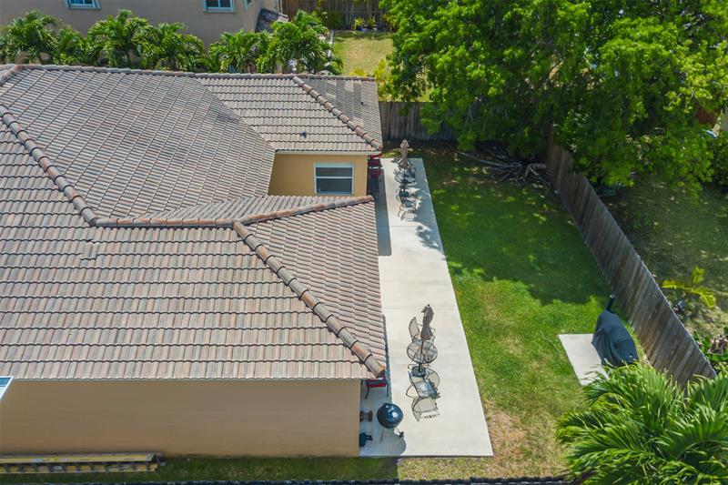 Image 48 of 50 For 2015 18th Ct