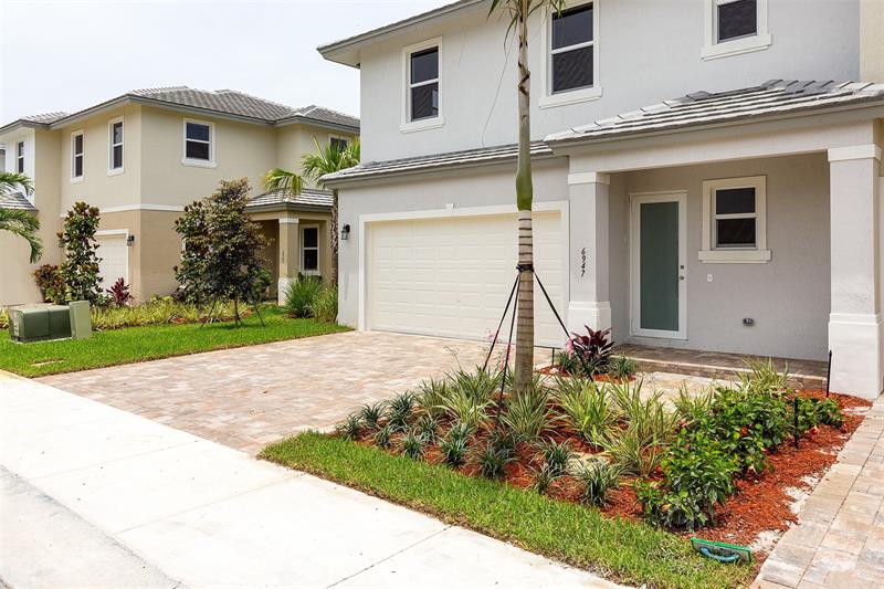 Details for 6975 Pines Circle  33, Coconut Creek, FL 33073