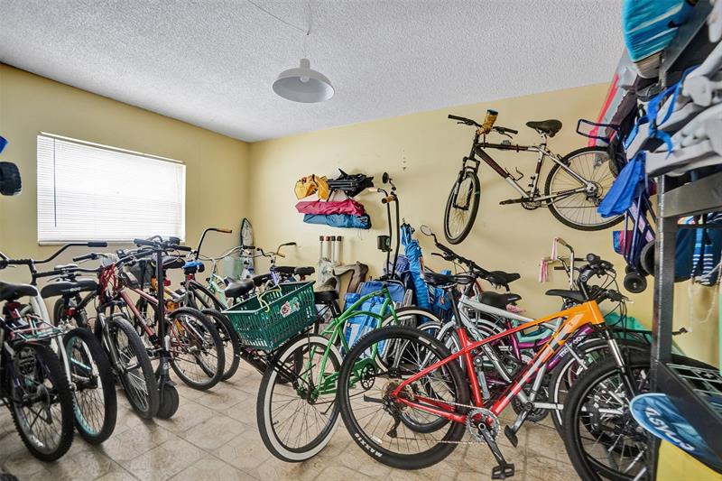 Image 30 of 54 For 3216 8th St  303