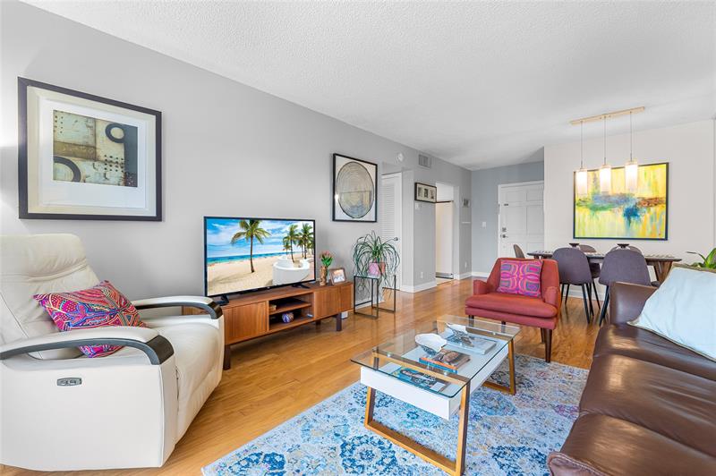 Image 9 of 54 For 3216 8th St  303