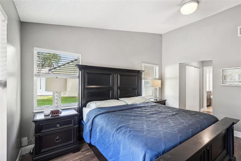 Image 17 of 28 For 1339 181st Ave