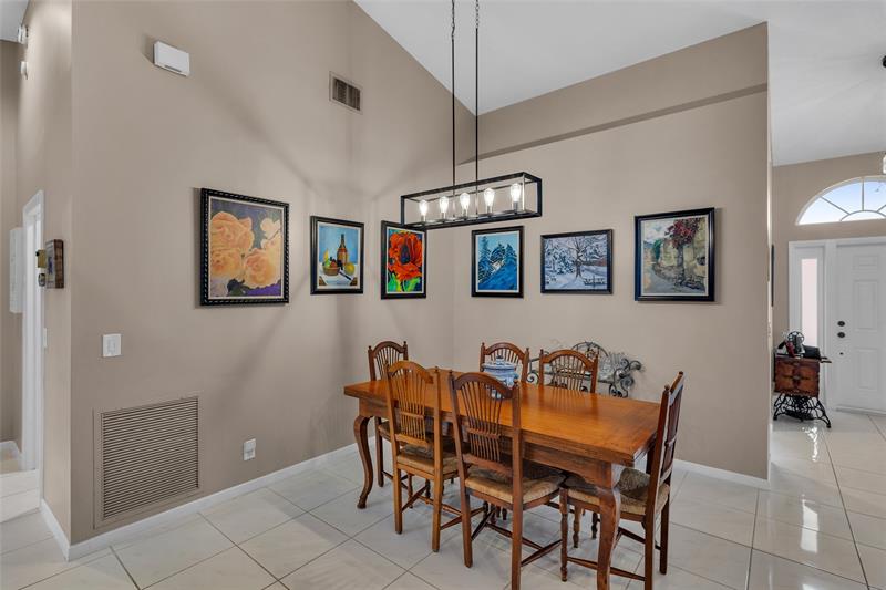 Image 13 of 42 For 23286 Alora Dr