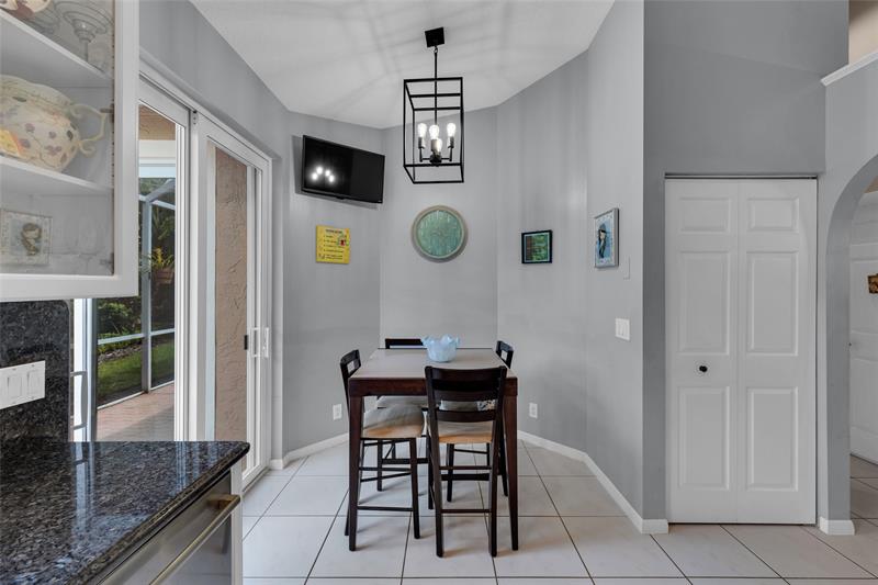 Image 18 of 42 For 23286 Alora Dr