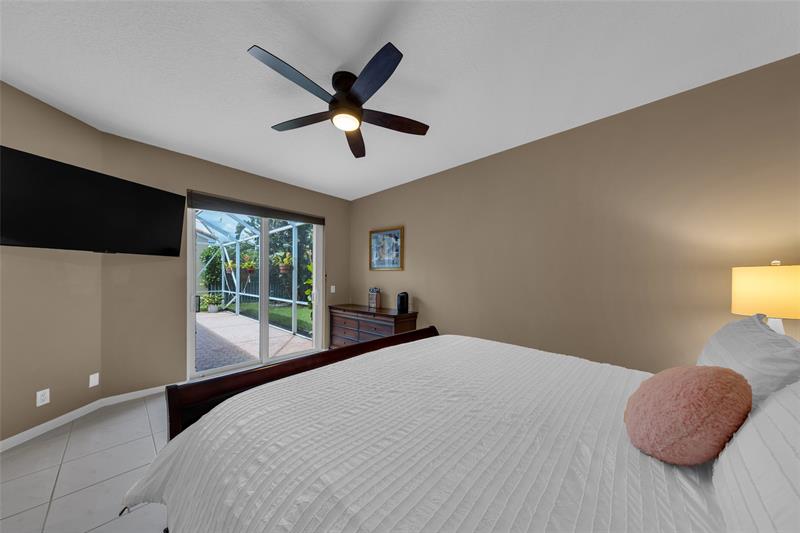 Image 22 of 42 For 23286 Alora Dr