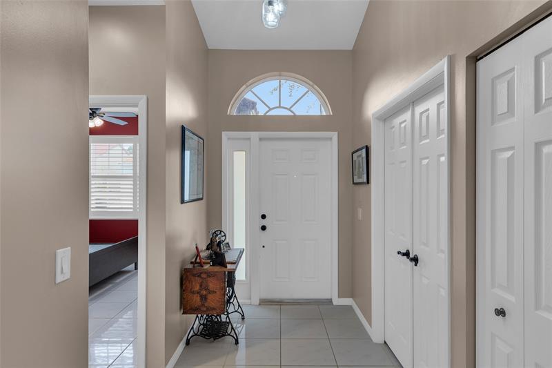 Image 4 of 42 For 23286 Alora Dr