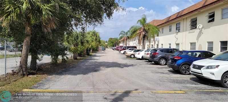 Details for 4800 24th Ct  D-102, Lauderdale Lakes, FL 33313
