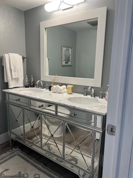 Image 54 of 97 For 108 Lakeshore Dr  338