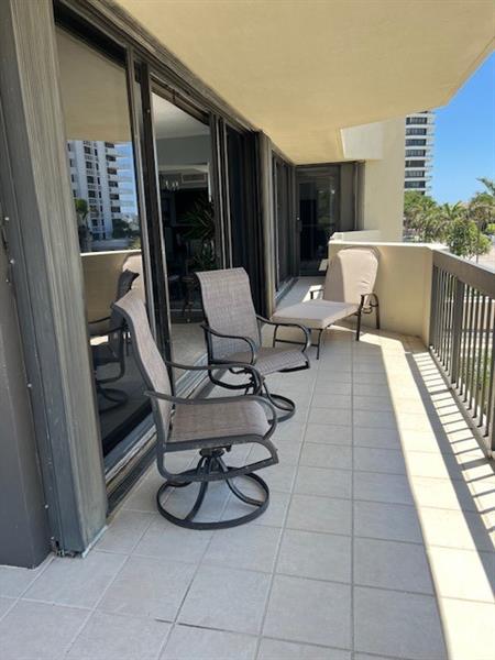 Image 61 of 97 For 108 Lakeshore Dr  338