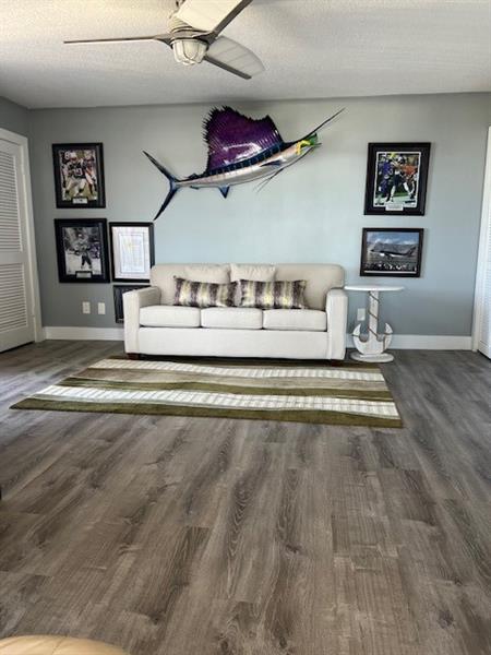 Image 88 of 97 For 108 Lakeshore Dr  338
