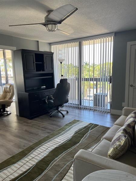 Image 91 of 97 For 108 Lakeshore Dr  338