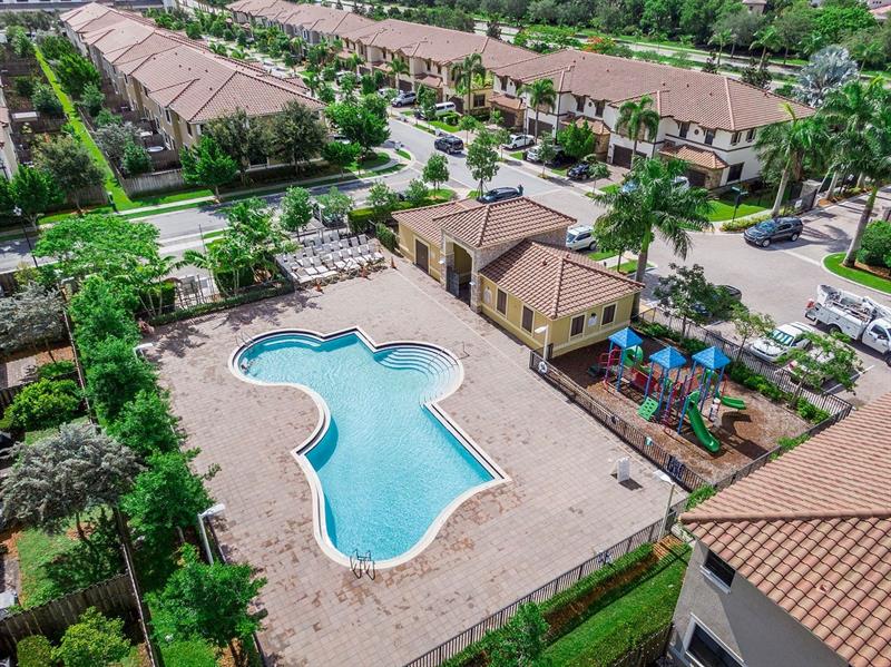 Image 61 of 64 For 8433 Blue Cove Way  8433