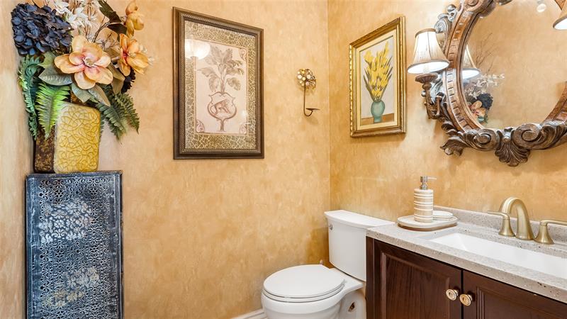 Image 15 of 56 For 2503 Glendale Dr