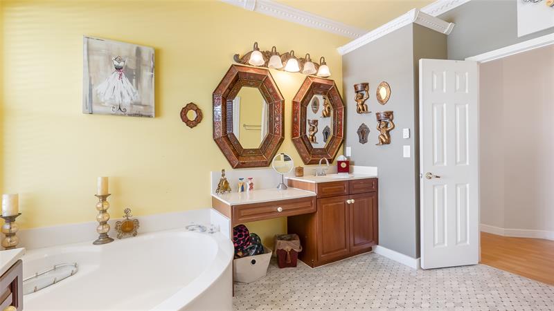 Image 45 of 56 For 2503 Glendale Dr