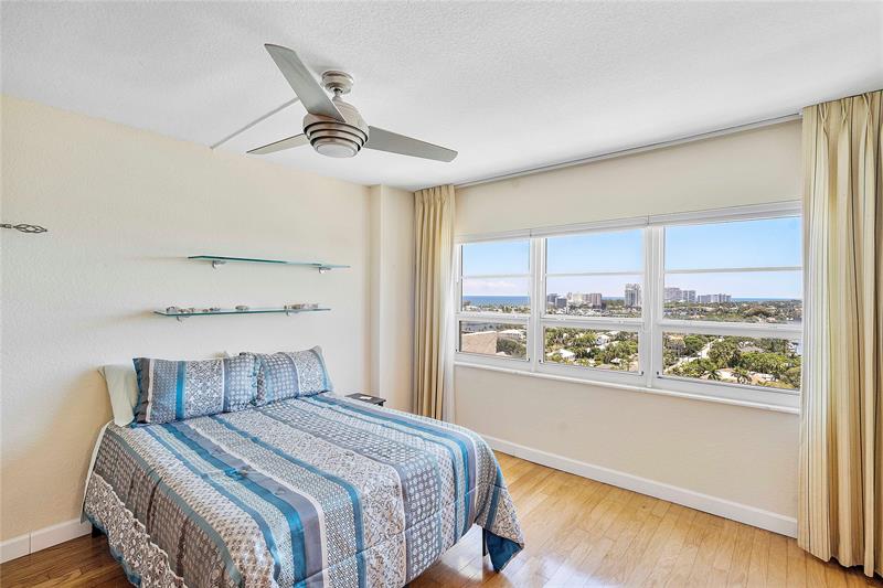 Image 21 of 36 For 2500 Las Olas Blvd  1703