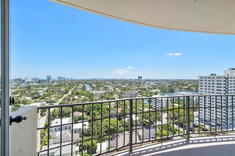 Image 34 of 36 For 2500 Las Olas Blvd  1703