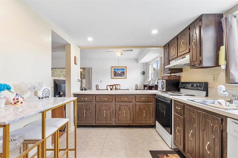 Image 8 of 29 For 4056 67th Ter  10