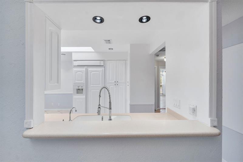 Image 14 of 35 For 11690 19th Dr  11690