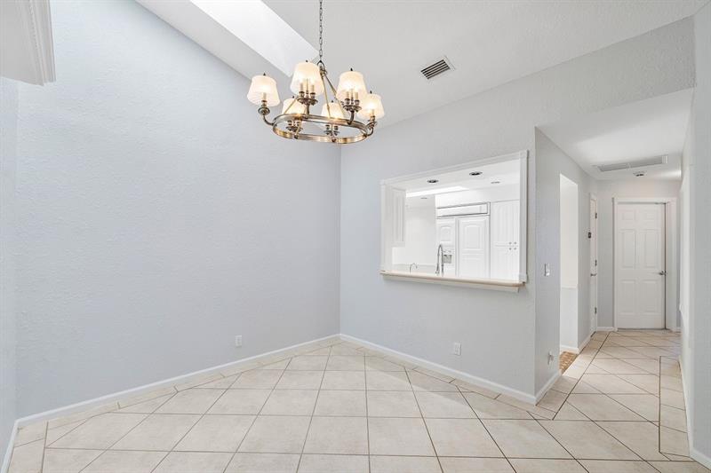 Image 20 of 35 For 11690 19th Dr  11690
