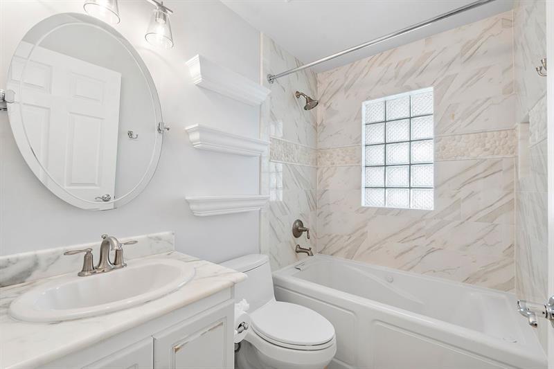 Image 22 of 35 For 11690 19th Dr  11690