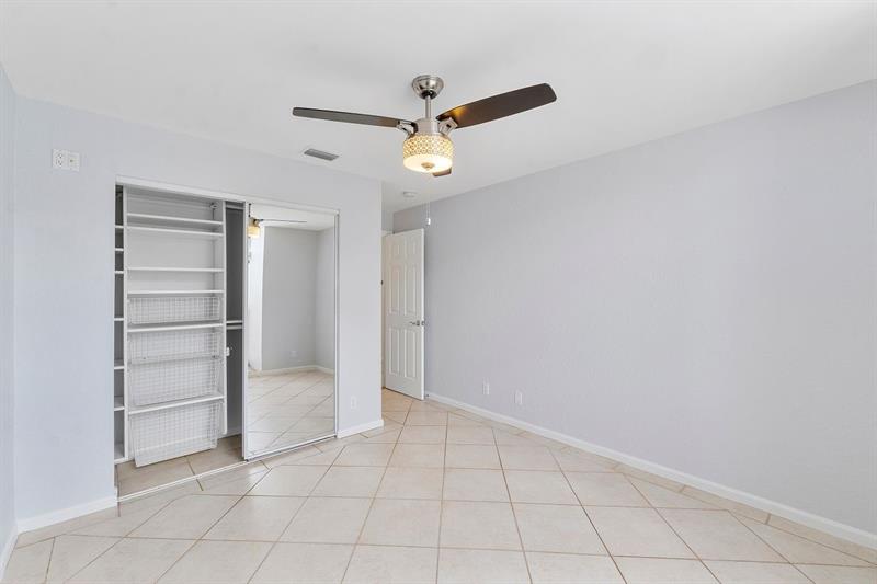 Image 24 of 35 For 11690 19th Dr  11690