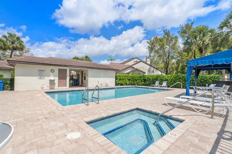 Image 32 of 35 For 11690 19th Dr  11690