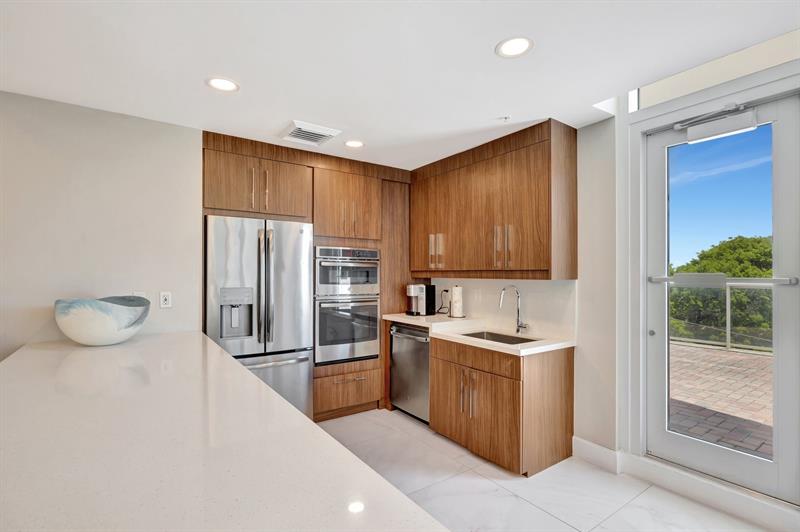 Image 44 of 55 For 111 8th Ave  603