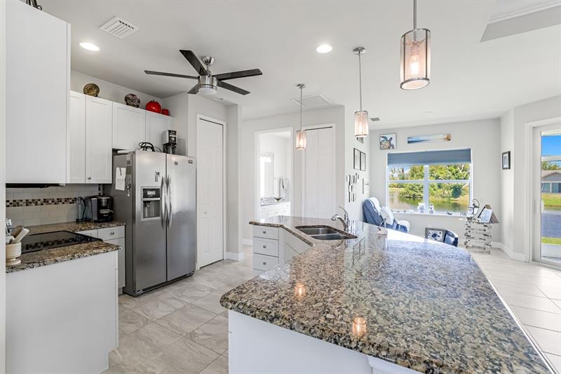Image 14 of 31 For 4507 Lake Heather Cir