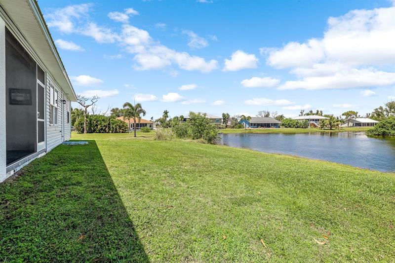 Image 28 of 31 For 4507 Lake Heather Cir