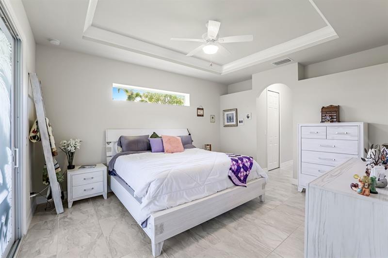 Image 7 of 31 For 4507 Lake Heather Cir
