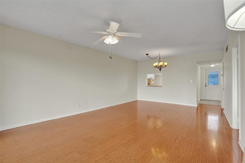 Image 10 of 27 For 604 2nd St  420