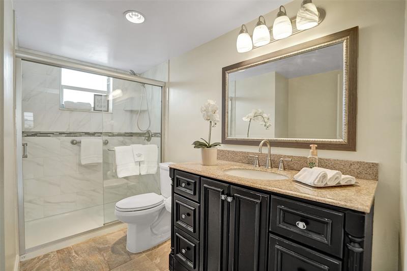 Image 12 of 27 For 604 2nd St  420