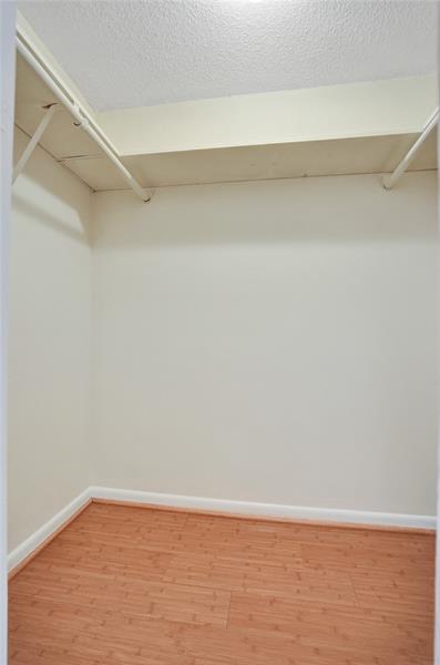 Image 15 of 27 For 604 2nd St  420