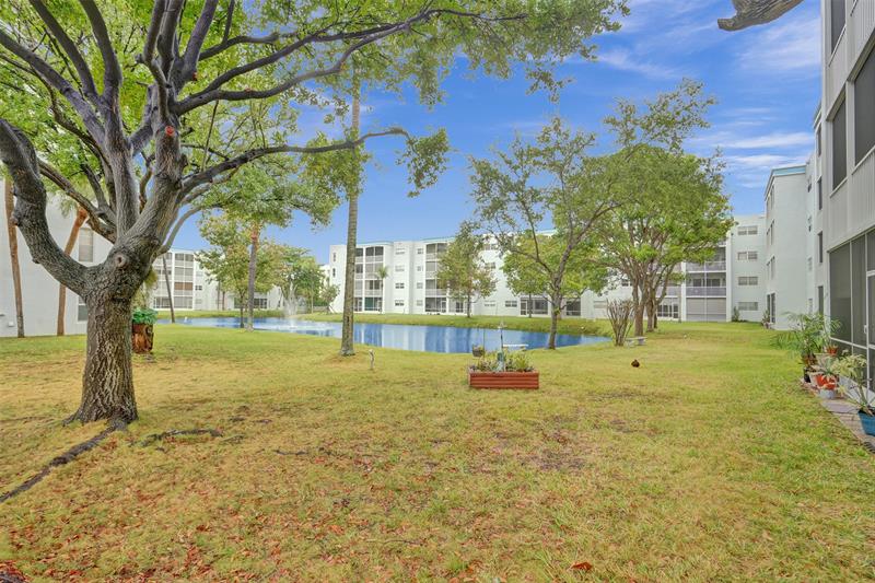 Image 23 of 27 For 604 2nd St  420