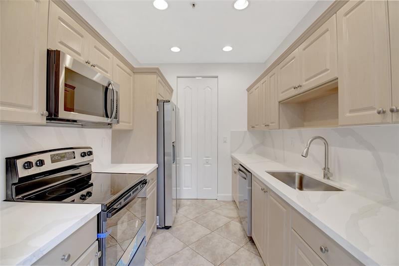 Image 11 of 42 For 484 147th Ave  484